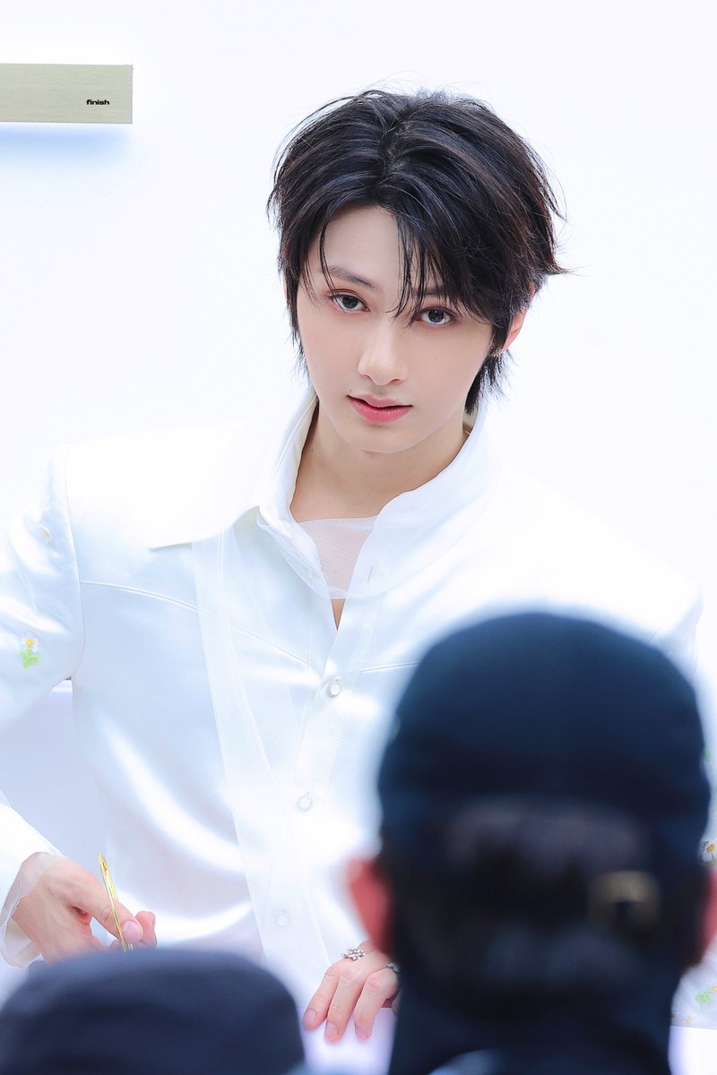 finish0610's tweet photo. 260605

#준 #JUN #문준휘 #ジュン #文俊辉 #세븐틴 #SEVENTEEN https://t.co/ySuW2Fv5m6