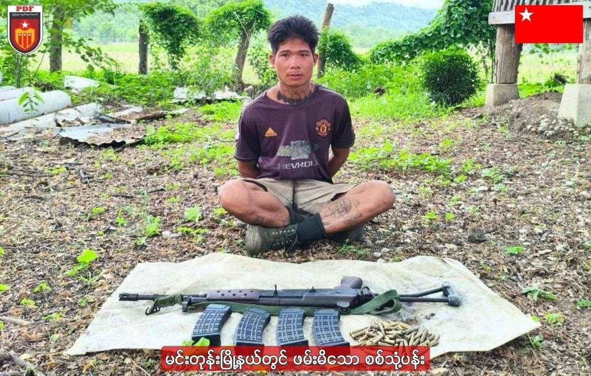 TheChindwin's tweet photo. The National Unity Government (NUG)-led People Defense Forces (PDF) has arrested 18 junta soldiers, including a major and a captain, and have reported the elimination of 31 junta soldiers during a month-long military operation in the Magway Division of Myanmar, the PDF said.  

The NUG Defence Force also said that 52 junta soldiers sustained injuries in various confrontations, with a significant proportion of those killed and apprehended originating from Brigade 99, which is located at the strategic command headquarters in Chauk town. 

Photo/PDF