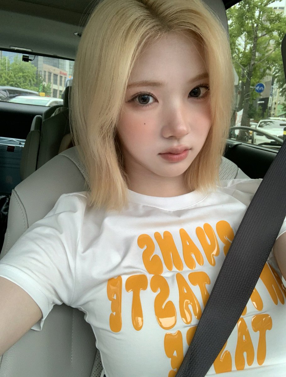 picscjiwoo's tweet photo. #JIWOO new weverse post update ｡⁠☆ #지우 https://t.co/tYE5QDgHIc