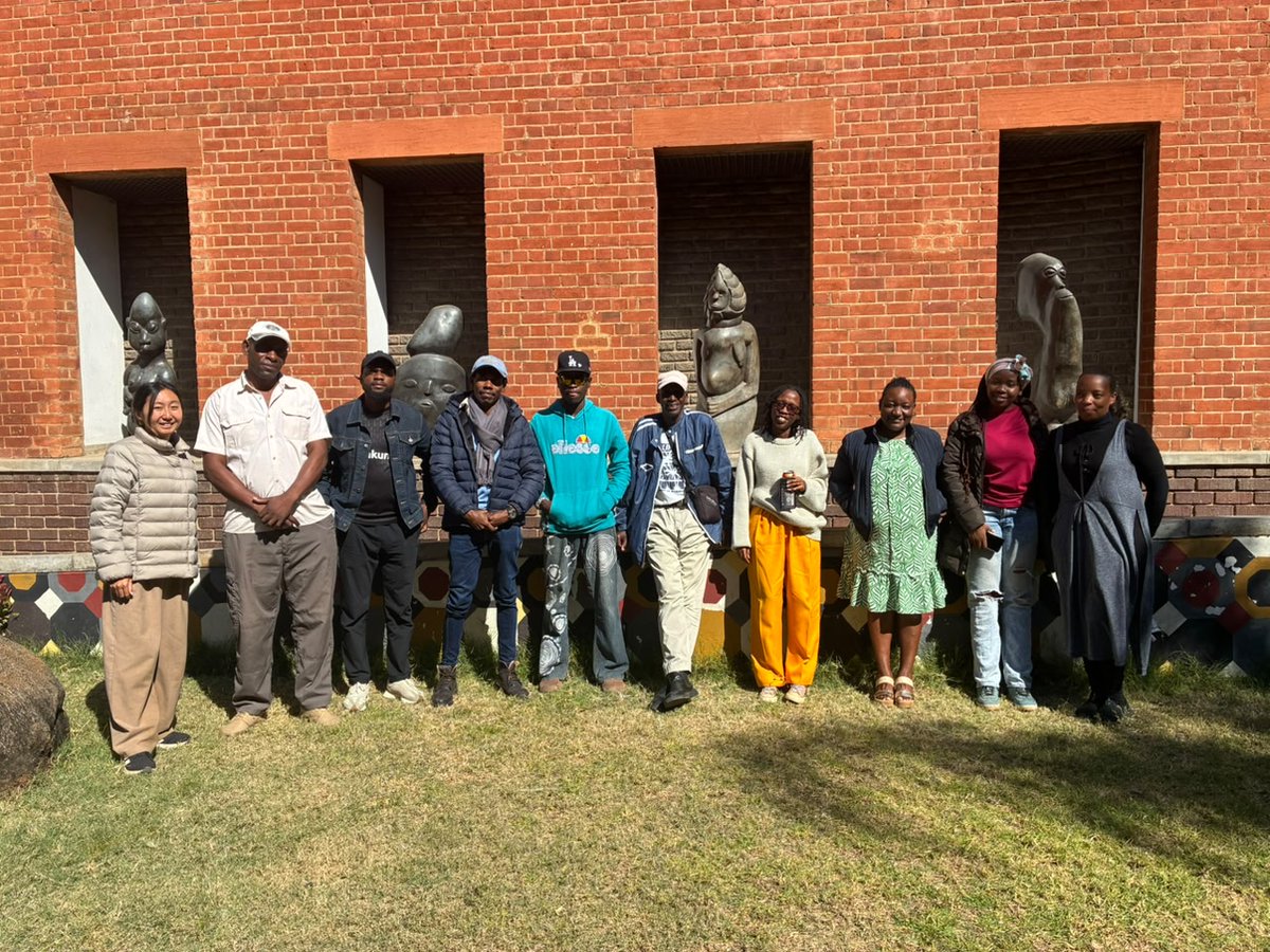 BYOgallery's tweet photo. A heartfelt thank you to everyone who attended the Art Securitisation conversation with #CosmosMukandi, a researcher from Great Zimbabwe University. We hope to see you at the next event.
#BYOgallery https://t.co/J0ltidqyy0