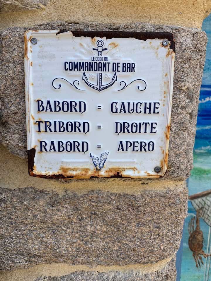 AnneesToi's tweet photo. Allez ! Tout à raaaaabort mssieur le barista 😂😂😂 https://t.co/aqkEkxXujW