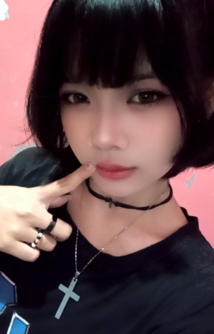 ___nna002's tweet photo. selamat soree penghuni X dari nana yang cakep 🤭🫶🏻 https://t.co/5PdJ5PgTSA