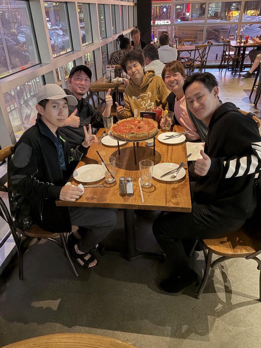 d16497's tweet photo. Team 80-160 打ち上げ🍻🍻🍻 https://t.co/Xtpb5m9NUr