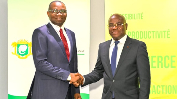 Bankable_RDC's tweet photo. Cacao : la RDC veut s’inspire du modèle ivoirien pour structurer sa filière https://t.co/70lLVUBk81 https://t.co/Fh1bDgb6KP