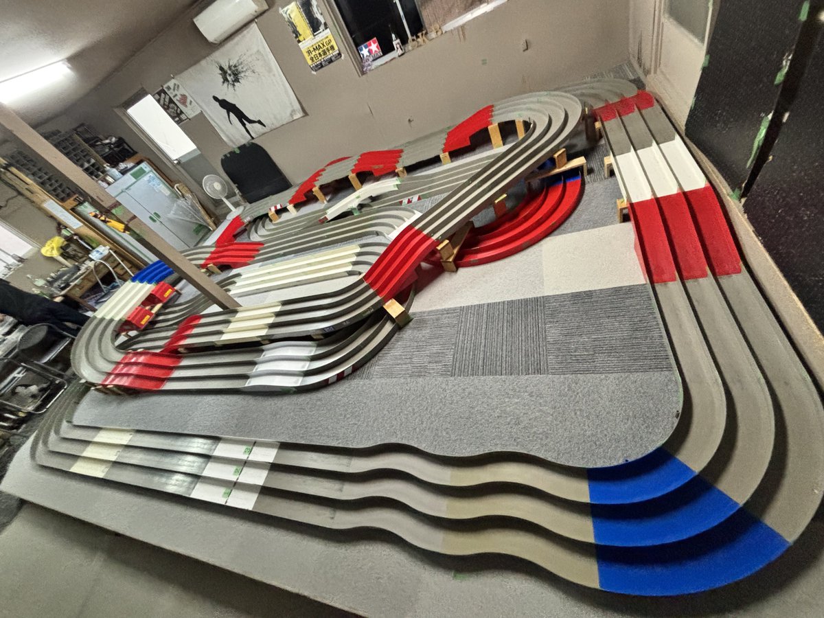 SKB_mini4's tweet photo. SKナイトレース

6月6日
オープン19時30分
レース21時
オープンクラス、ストッククラス(BMAX)同時開催
クローズ1時
定員20名

エントリーはこのポストにリプまたはDMお願いします。
#ミニ四駆 #東海  #愛知 https://t.co/p6qLW4gKIA