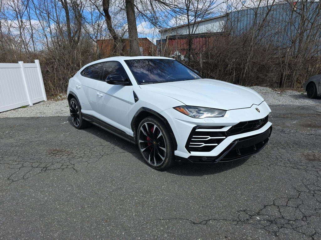 Kinglamarr___'s tweet photo. 2021 Lamborghini Urus
From the US straight to your doorstep in Nigeria! 🇳🇬

🏷️: ₦288 million ($206K) ONLY
 (All-in: buy + ship + customs + detailing + delivery)  
ETA: 6-8 weeks  

This could save you up to ₦80-100m vs Tokunbo units in Naija right now.
Contact for details 📥 https://t.co/gy04A8pmcM