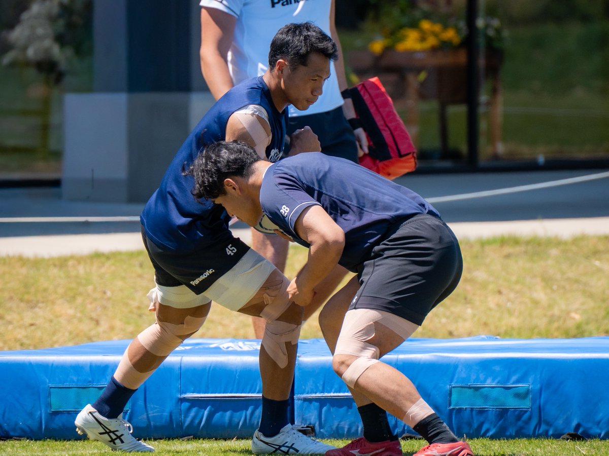 take24rugby's tweet photo. 齋藤くんは山沢君の代わりではない
実力でSOを勝ち取ったんだ
良くも悪くもSOが勝敗を握るラグビー
周りを見れば世界のダミアン、雪辱に燃えるライリー、スピードスターモーリス、エアーノグーに強力FW
このメンバーを好き勝手にコントロールできる唯一の選手
楽しんで好き勝手に引率しようぜ
頑張れ！ https://t.co/dhOH6zJu6L