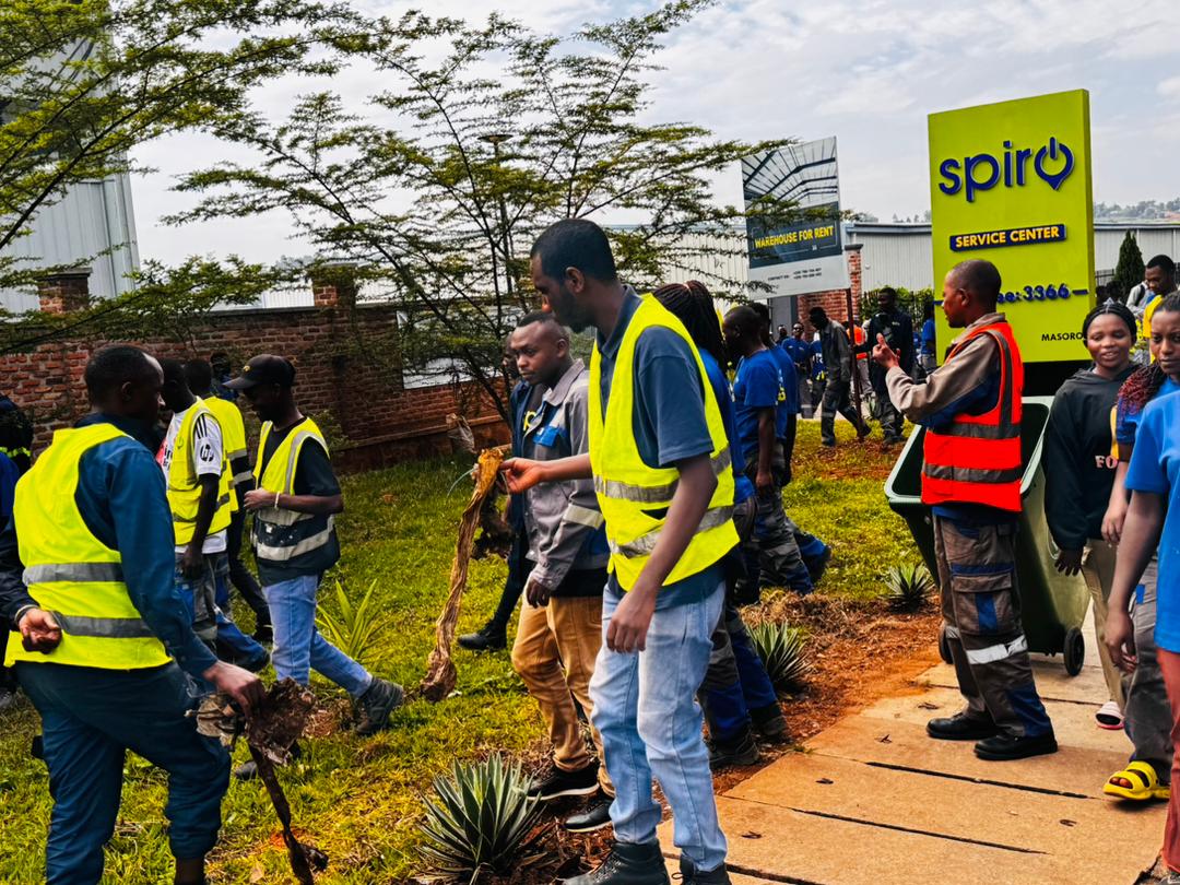 spiro_rw's tweet photo. At SPIRO, sustainability is not just part of our business, it is part of who we are.

This #WorldEnvironmentDay, our team came together to reflect on our shared responsibility to protect the environment through an awareness session, an environmental hazard identification walk, and a workplace clean-up initiative focused on proper waste management.

As our Managing Director, Amit Chawla, notes: "A sustainable future starts with the choices we make today. At SPIRO, we are proud to be driving Africa's clean mobility revolution and contributing to a cleaner, greener future for generations to come."

Whether through the electric mobility solutions we provide or the actions we take every day, we remain committed to building safer workplaces, healthier communities, and a more sustainable Africa.
@REMA_Rwanda 
#WorldEnvironmentDay #SPIRO #Sustainability #EnvironmentalProtection #GreenFuture