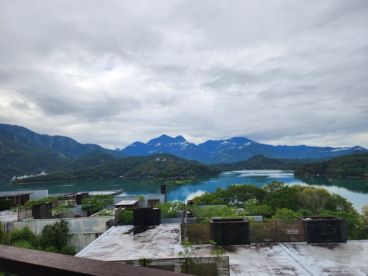 reachree's tweet photo. Sun Moon Lake🙌✨️ https://t.co/xcOqViEz0z