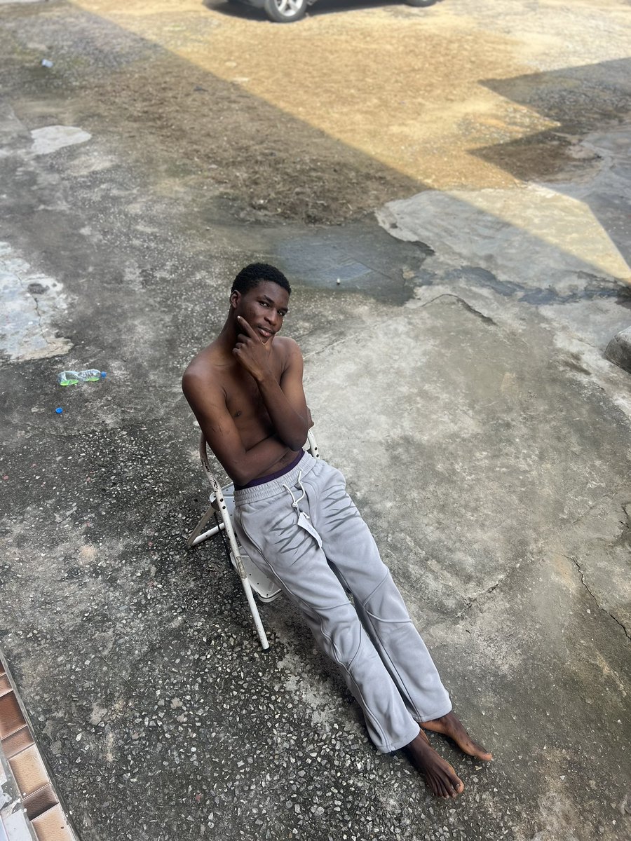 Emmanuel 💫 tweet media