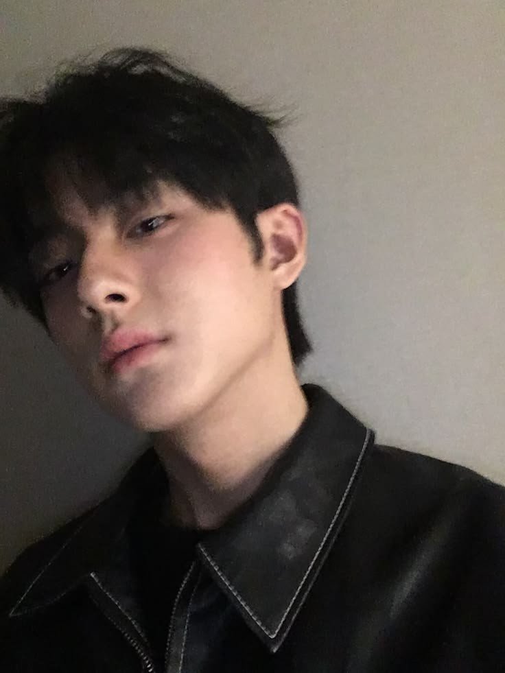 levi. tweet media