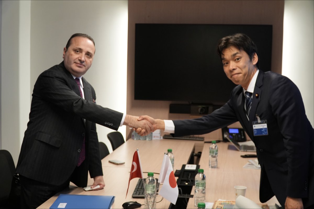 meti_NIPPON's tweet photo. 井野副大臣は、6/3～4にフランス共和国に出張し、OECD閣僚理事会及びWTO非公式閣僚会合に出席。OECD閣僚理事会では、重要鉱物等のサプライチェーン強靱化に向けて連携を呼びかけ、エネルギー分野での「パワー･アジア」の取組を紹介しました。WTO非公式閣僚会合では、WTO改革について議論しました。 https://t.co/nAEyT36FB3