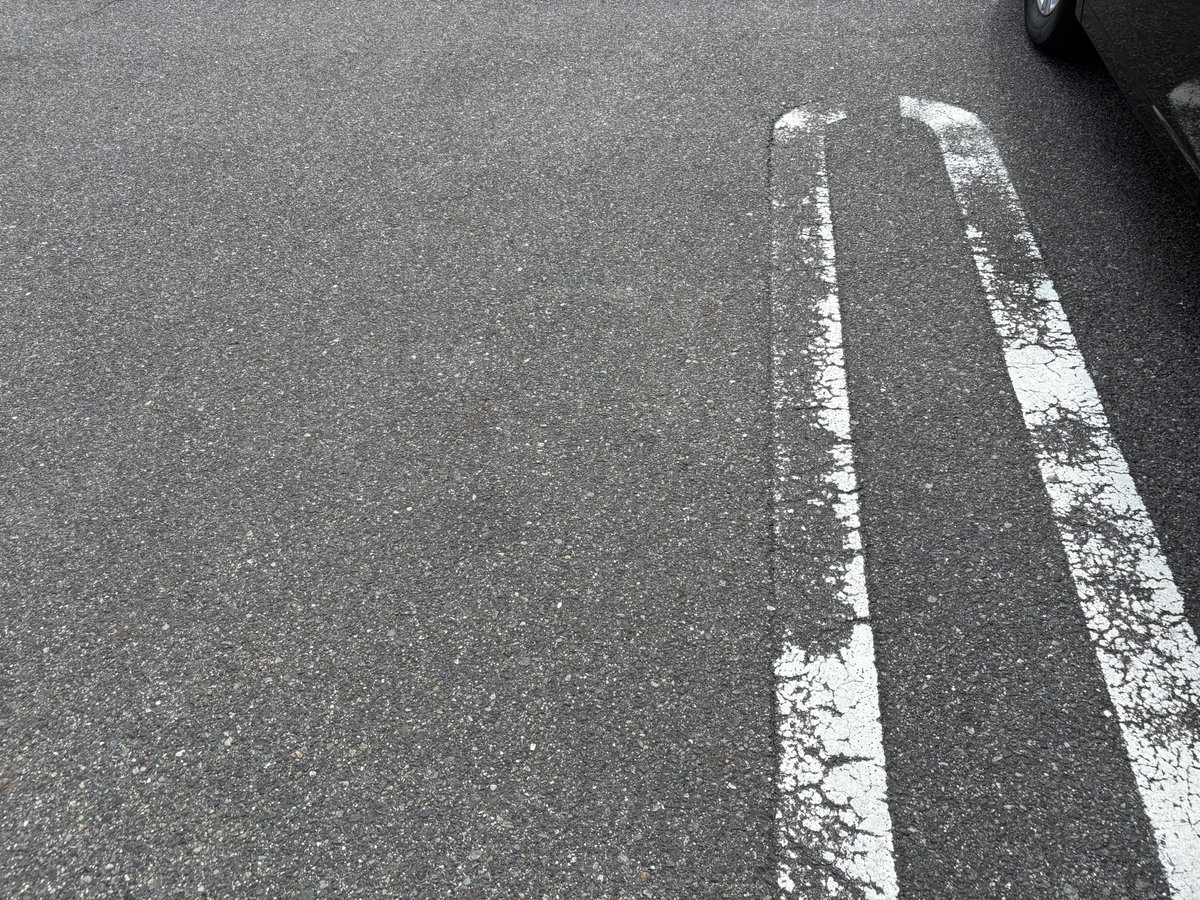 kanatherapy's tweet photo. コンビニでの護美拾い。

ここを利用する方が気分良く過ごせますように。

#ゴミ拾い
#一日一愛 https://t.co/qDBS5TXH19