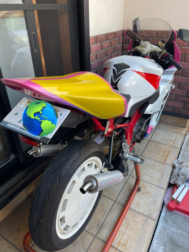 CX250R tweet media