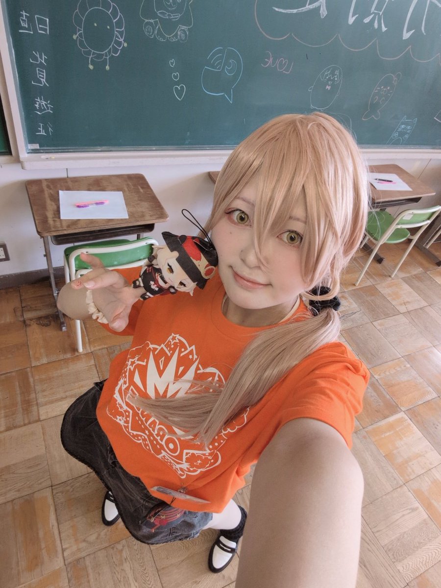 Evangeleeen's tweet photo. #5月を写真４枚で振り返る
withそくほー用自撮りたち

先月も！いっぱい楽しいこと、できた！！

今月も！！いっぱい楽しいことする！！！ https://t.co/HKNtRnQlYR