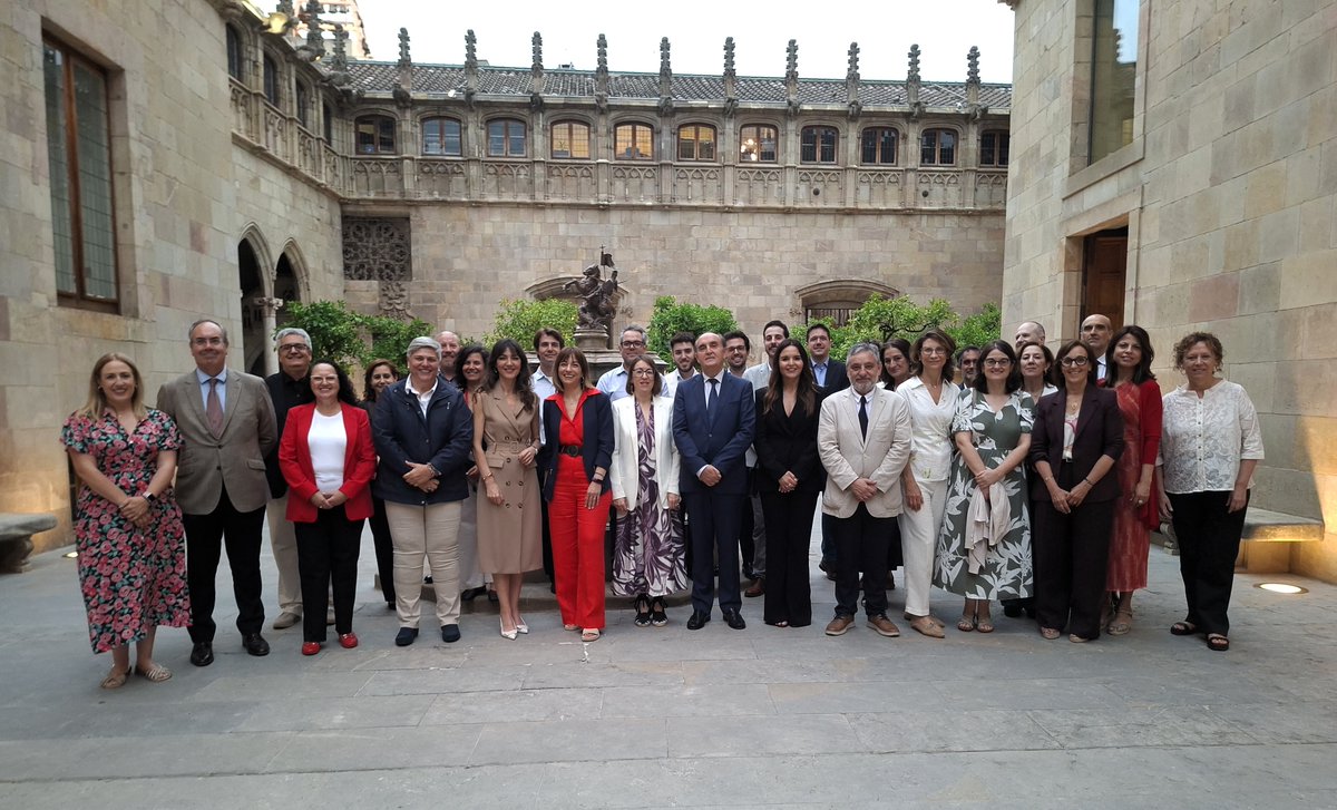 ComisionadoTC's tweet photo. La primera de las jornadas de la COTAI comenzó con la reunión plenaria de los órganos garantes de transparencia de España, ponencias y recepción del president de la @gencat , @salvadorilla .

🔗 https://t.co/rJBBv3eZco https://t.co/3jzXX72LtJ