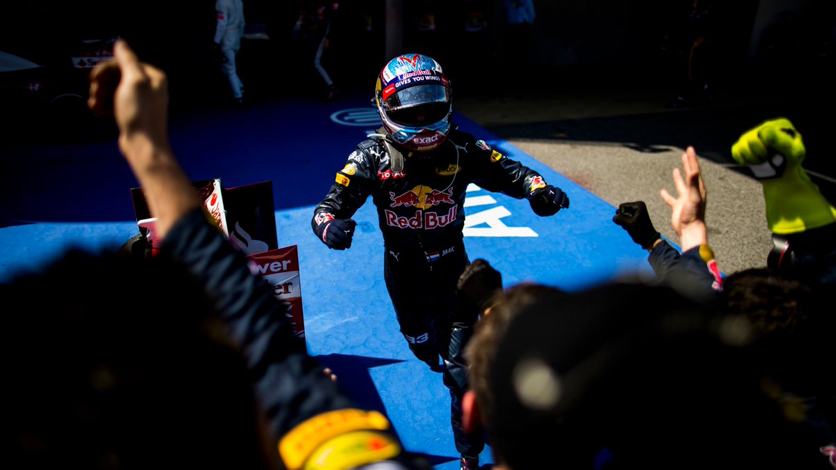 redbullracing's tweet photo. Portem la festa! 🎉 Can't wait to be back in Barcelona 🙌

#F1 || #BarcelonaGP 🇪🇸 https://t.co/ZF4RWbTmEz