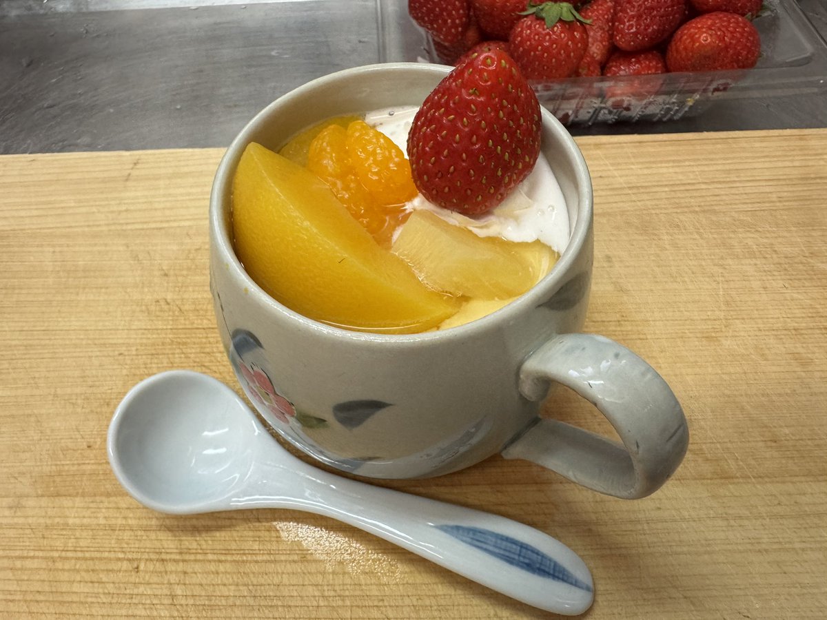 basyauma_com's tweet photo. フルーツ茶碗蒸し https://t.co/NqlveDfnRy
