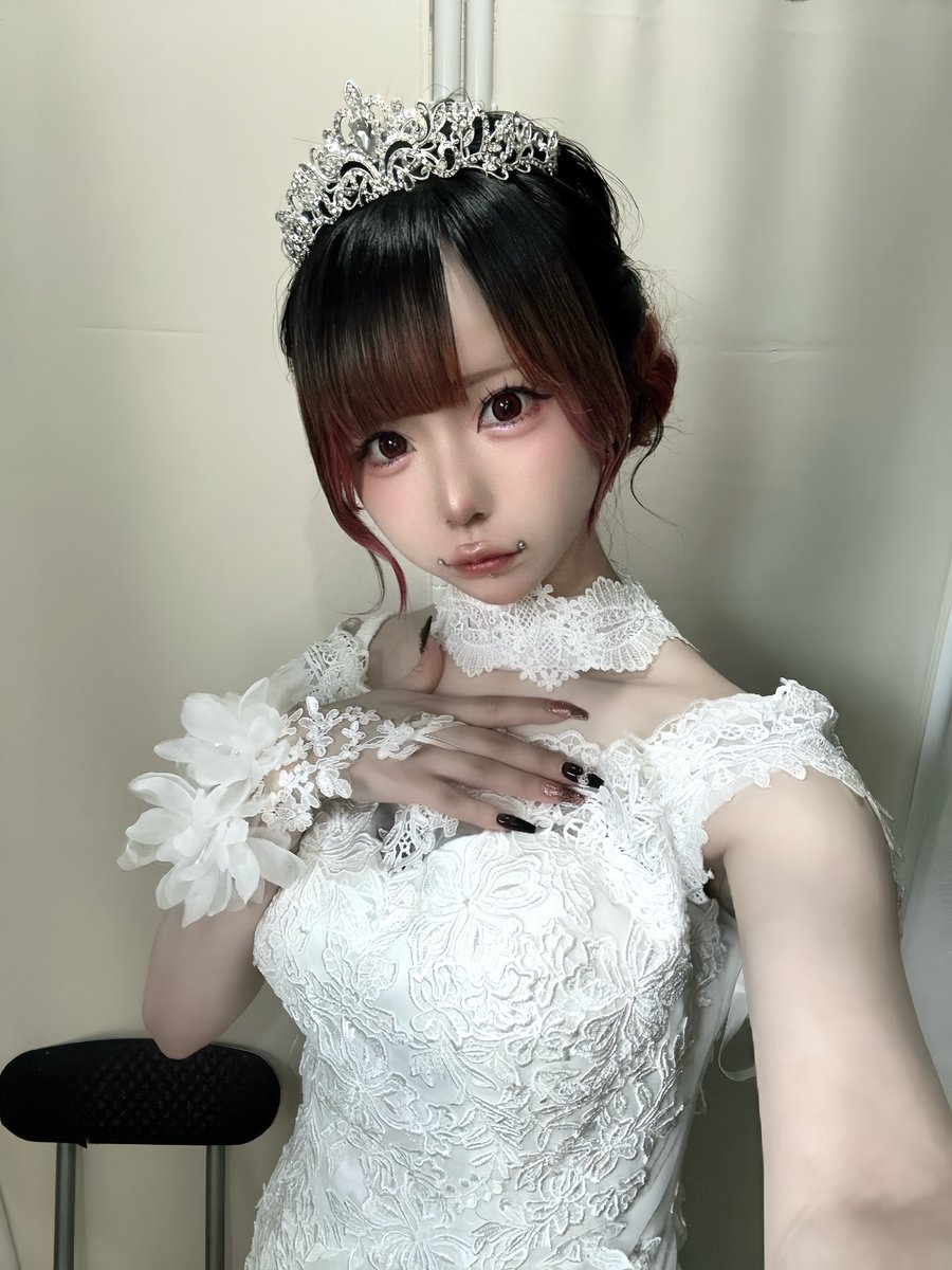 karma_miku's tweet photo. 𓍯𝔀𝓮𝓭𝓭𝓲𝓷𝓰𓈊ˊ˗ https://t.co/qvSouLaANI