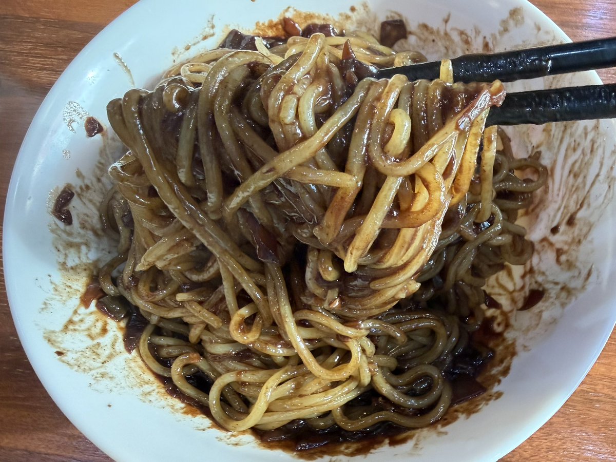 Perfection_Blue's tweet photo. 서울 영등포 송죽장이라는 중식집을 갔습니다. 맛있을지 걱정이 많았는데 짜장과 짬뽕이 블루리본값을 하는지 맛있었습니다. https://t.co/ehuay9Q1mN
