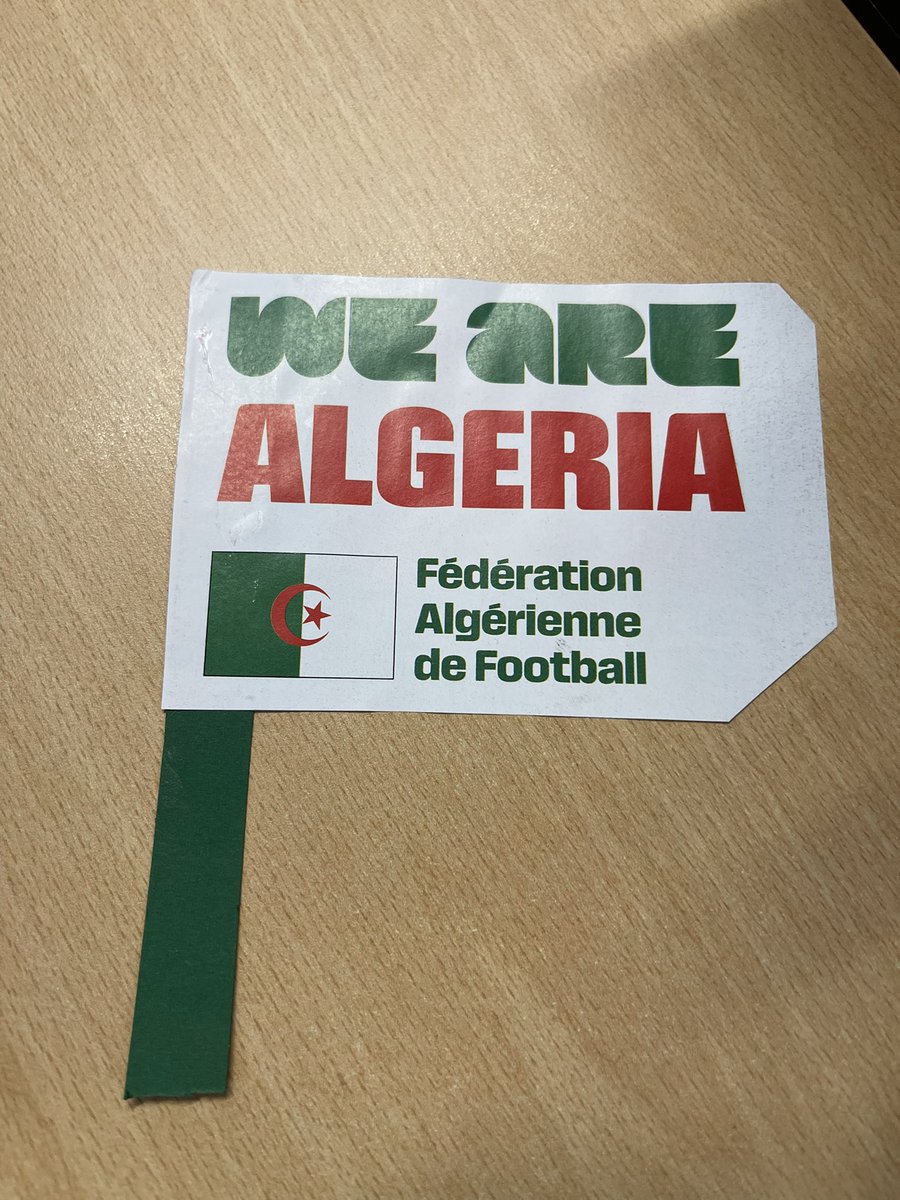 EllTFC96's tweet photo. Work sweepstakes could have been worse 🇩🇿 https://t.co/utn2FOPQyy