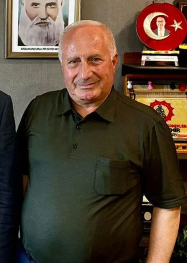 darkwebhaber's tweet photo. Ankara'da jandarmanın dur ihtarına uymayarak kaçan alkollü sürücünün, Muş'un Yaygın Belde Belediye Başkanı Selahattin Yalçin olduğu ortaya çıktı.

Belediyeye ait araçla kaçarken kaza yapıp 2 kişiyi yaralayan ve 1.99 promil alkollü olduğu tespit edilen belediye başkanı, adli kontrolle serbest bırakıldı.