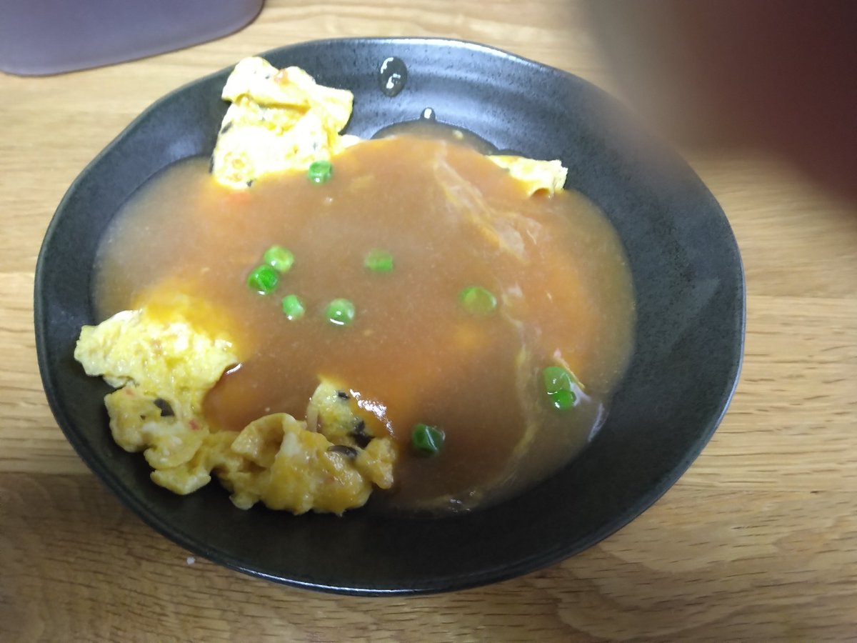 R4m4InXya2Bylo7's tweet photo. こんばんは😀ゆーやんです😀
「#かに玉の素」なるものでかに玉を作ってみた🤔
当たり前だけど「美味しい🤤」
これは「あり」だな😀
やっぱり美味しいものは総じて「茶色」になりますね🤣
#あんかけたっぷり広東風かに玉 https://t.co/0kFlfQ2rdo