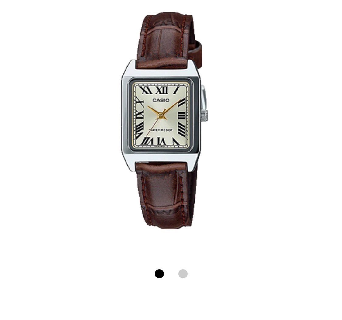 rayoffsunshinee's tweet photo. MINJI PAKE JAM CASIO INI…mana harganya juga masih terjangkau bgt😭😭 https://t.co/kyDCsFGOvL