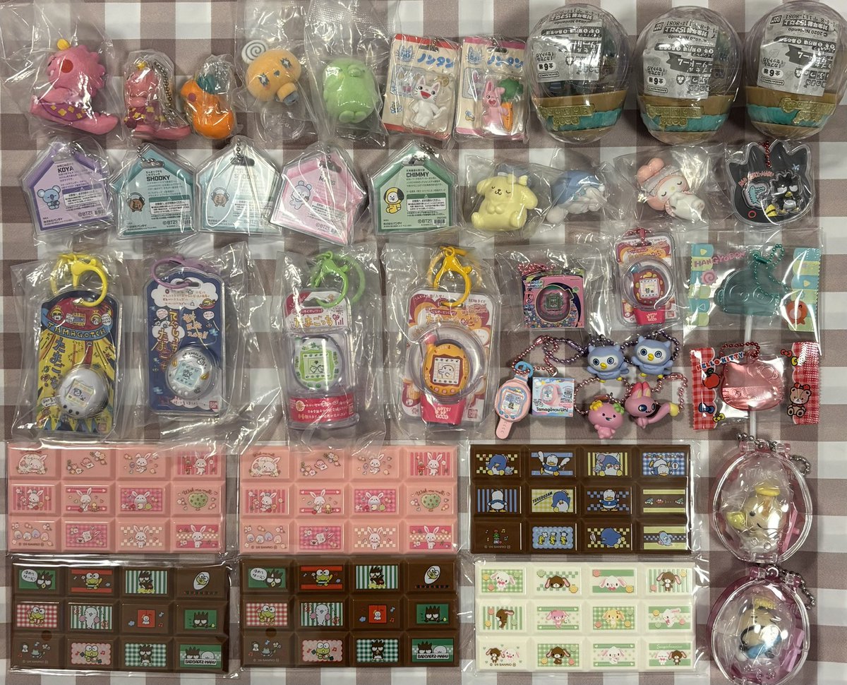 __08_fs's tweet photo. ガチャガチャ 交換 めじるしアクセサリー たまごっち サンリオ スポンジボブ みいつけた ドコムス BT21 skzoo 

【譲】画像1〜３枚目

【求】画像４枚目

🌟郵送での交換のみ📮
🌟同日発送可能な方
🌟プチプチ＋防水対策→投函動画or領収書の写真ご提示可能な方

お気軽にお声掛けください🙇🏻‍♀️💕 https://t.co/h6AZzzz8Yt