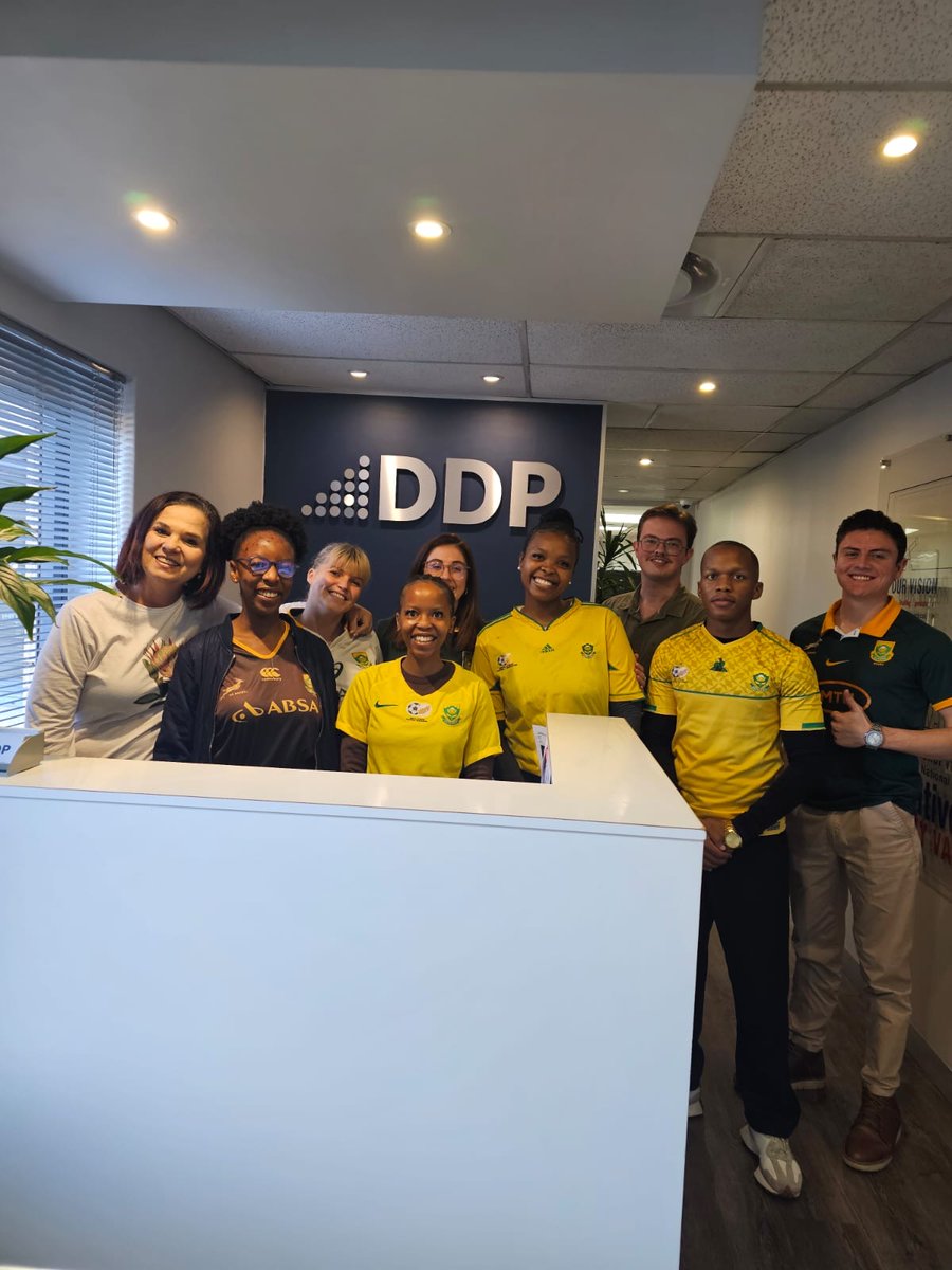 DDP_Experts's tweet photo. 🇿🇦💚💛 It's #BafanaBafanaFriday at DDP!

Our team is proudly showing their support for Bafana Bafana as they prepare for their opening World Cup match against Mexico next Thursday. ⚽🔥

#BafanaBafana #WorldCup #BafanaBafanaFriday #ProudlySouthAfrican #DDP https://t.co/aePjCFJy0z