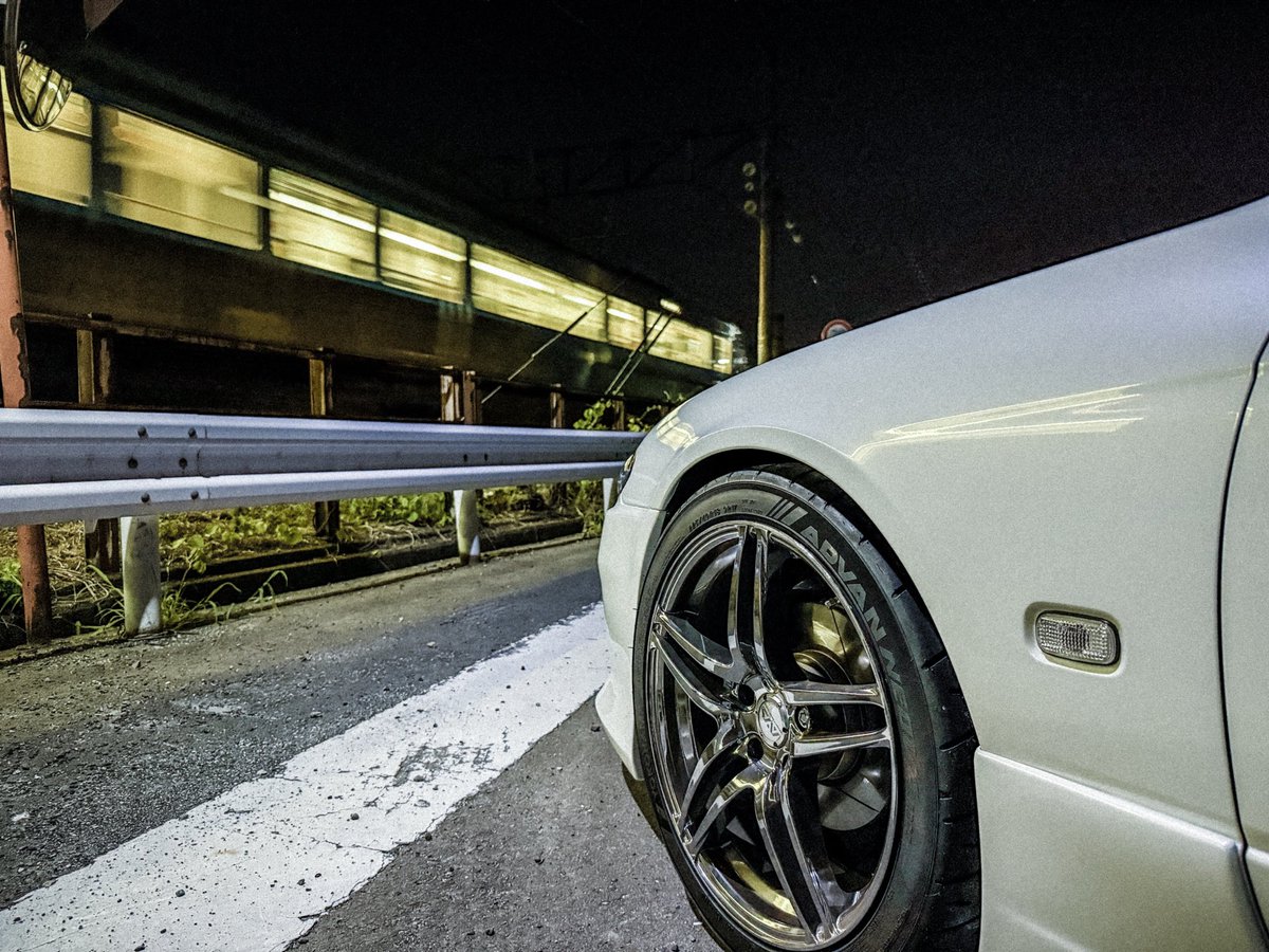 mayday_0515m5's tweet photo. ・前後ナローフェンダー
・リヤ爪折り無し
・街乗り快適車高

長く乗れる理想の塩梅だと思う。 https://t.co/FYkv6GfSz4