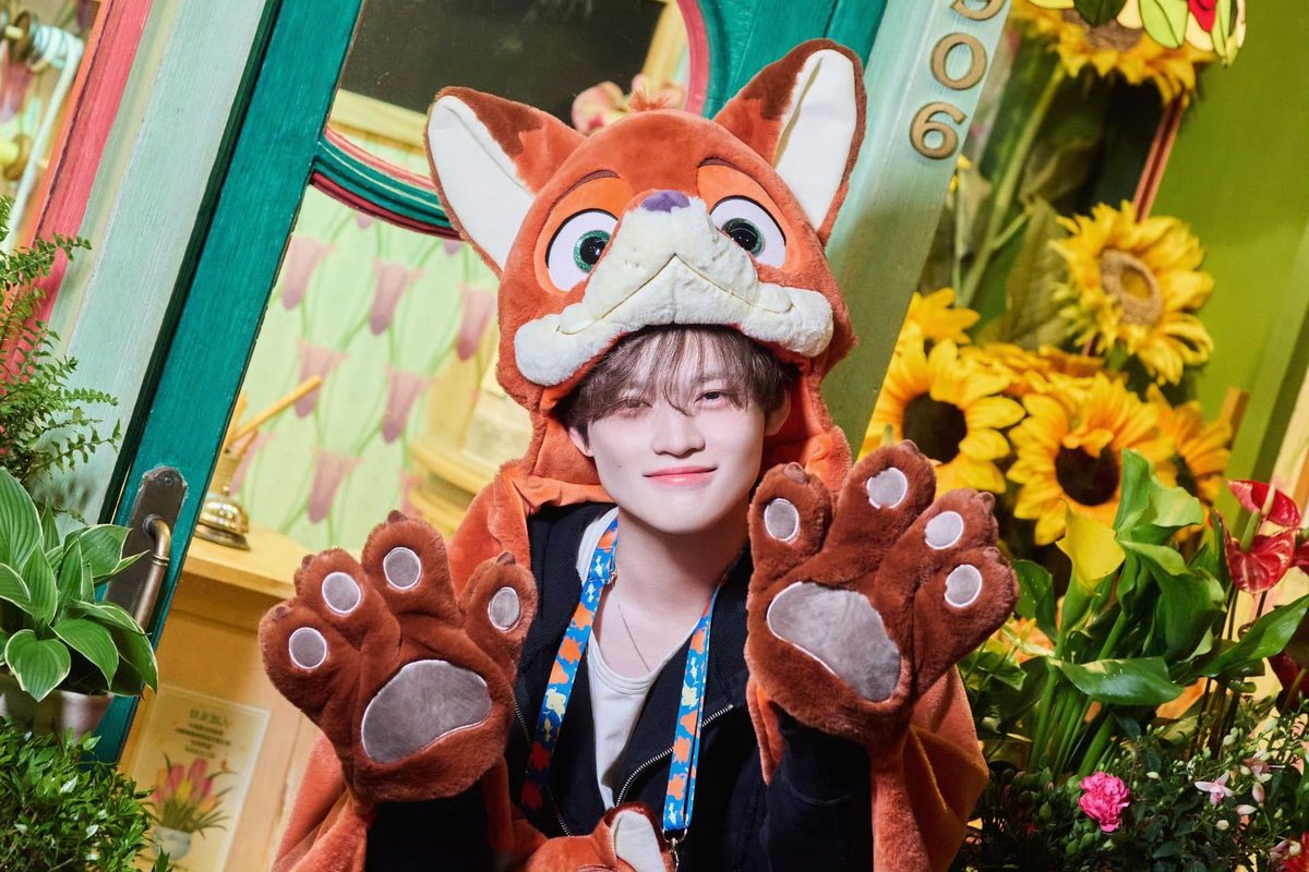 _____leledream's tweet photo. ㅜㅜ 이 기욤이 뉘귀야 ~~~~~~~~~ https://t.co/Esv5Xlsm0p