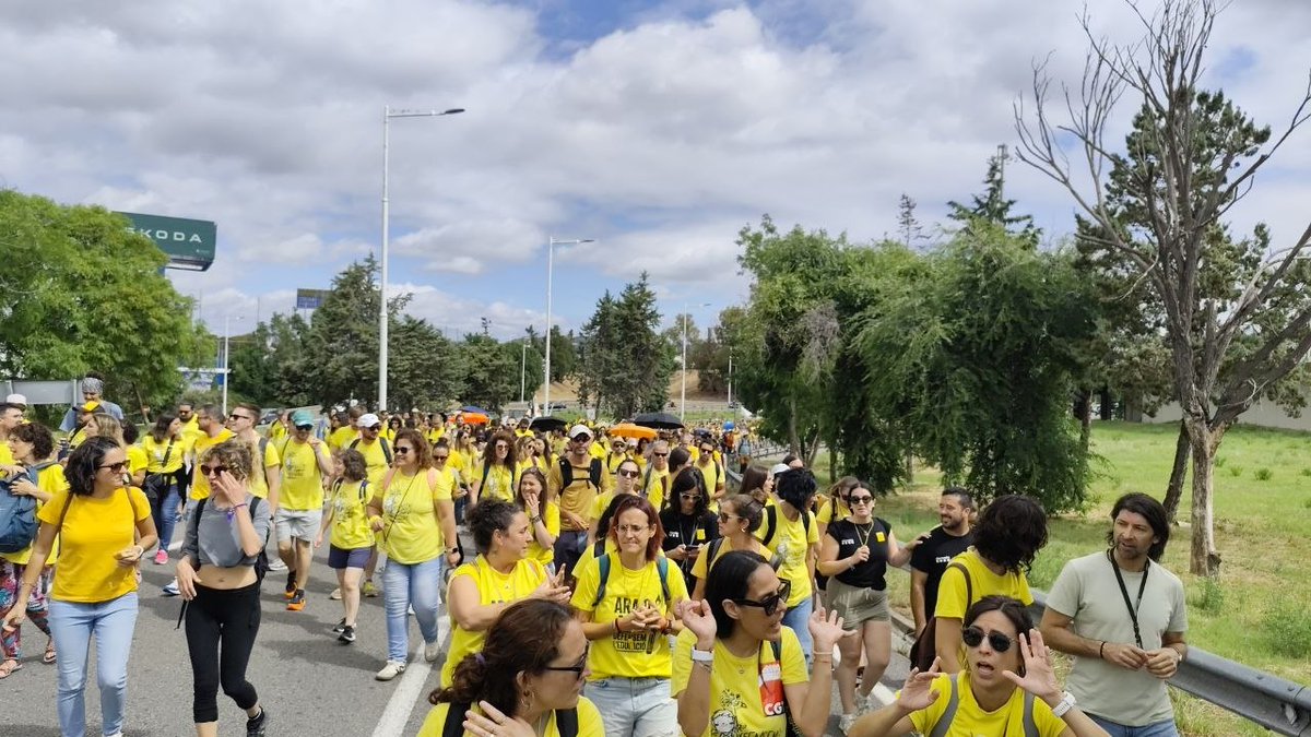 USTECSTEs's tweet photo. Columna Besòs, Barcelona col·lapsada🔥🔥🔥
❎ No ens conformem amb el que tenim, i posem tot el nostre capital organitzatiu al servei del col·lectiu per continuar avançant.
🔥Tothom a la MANIFESTACIÓ🔥
12h ARC DE TRIOMF
#DignitatEducativa
#SitAndTalk
#VagaEducativa https://t.co/eSFimYbgI1