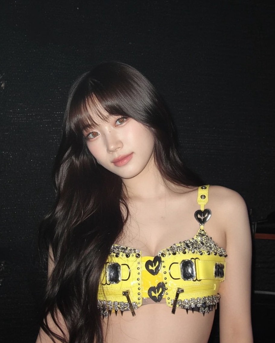 prttyplumplips's tweet photo. zuha with bangs we love u https://t.co/dOOtKz34cc