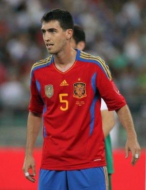 Nabyllionaire's tweet photo. Did you know?

New Liverpool manager Andoni Iraola is the father of a long term target,  Ryañ Singhoniè

Could the club revisit talks with the player with this family connection? #LFC https://t.co/ItQM2rB6i8