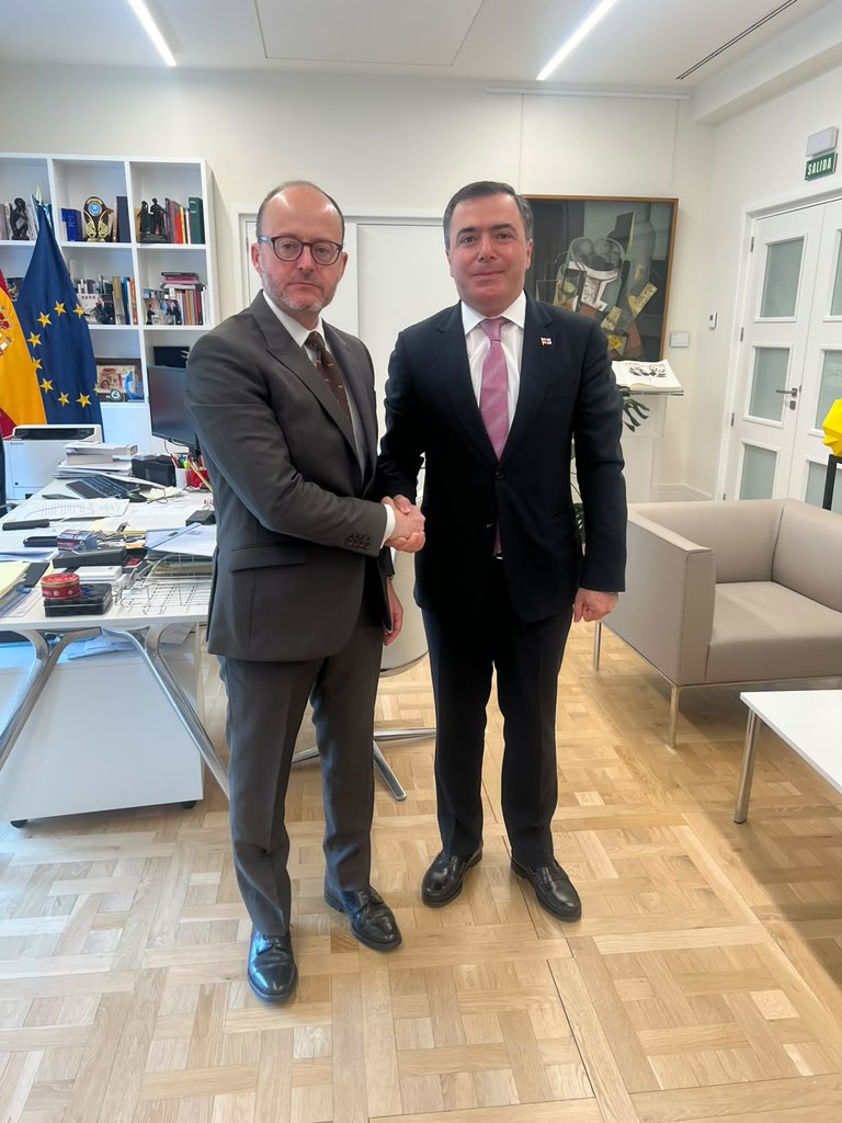 ACHKUASELI's tweet photo. Delighted to meet with H.E. Mr. Diego Martinez Belio, Secretary of State @MAECgob exchanged views on various aspects of bilateral and multilateral cooperation to further strengthen  ties between our Countries. 

State Secretary, greatful for hosting me 🇬🇪🤝🇪🇸 https://t.co/8ZbxIRkodY