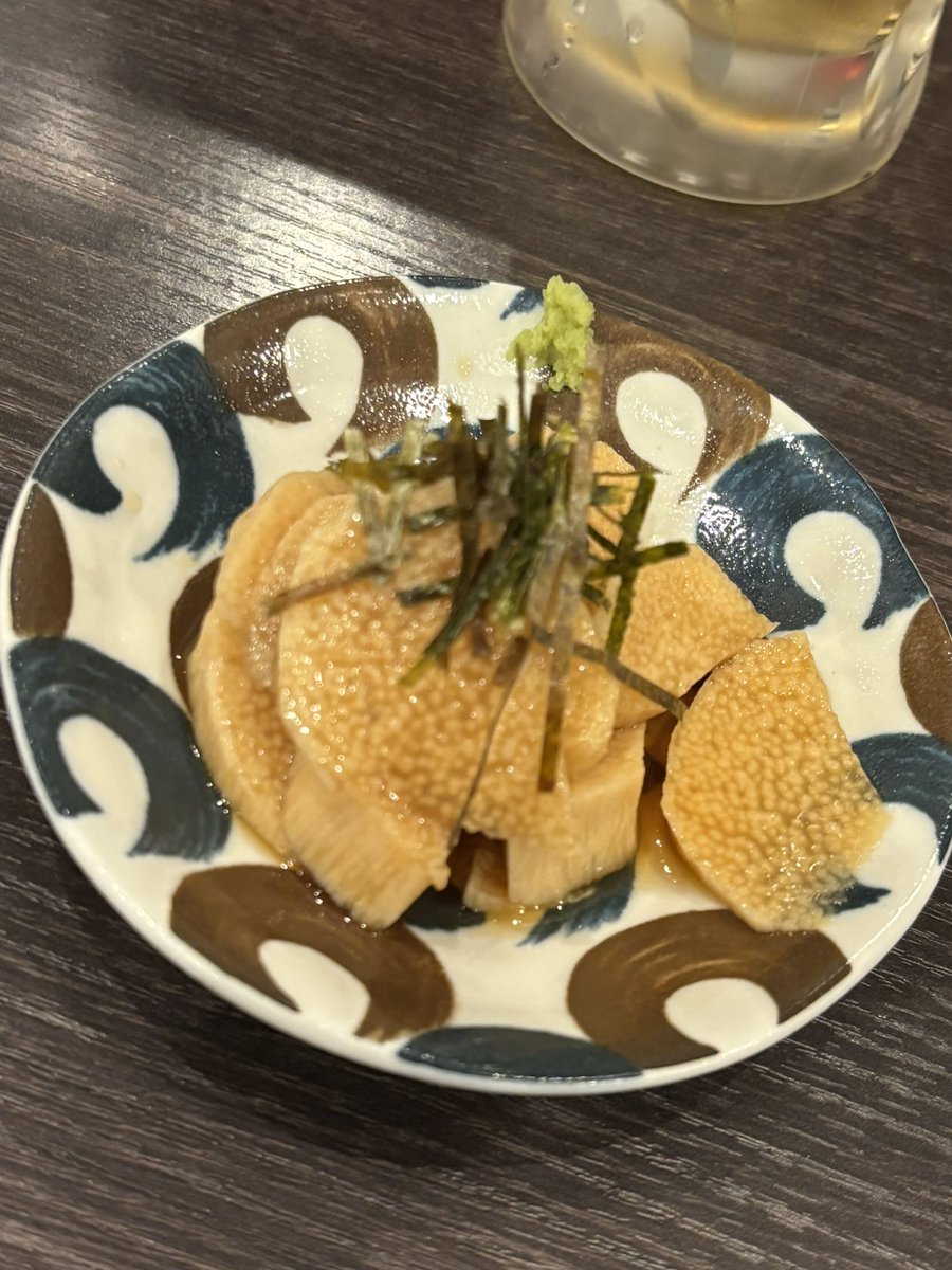 FlDice's tweet photo. 金曜天王町飲み0次会だよー！
ちる酒場ちょい飲みセット終わってたから単品頼むよ🥹
まぁそれでも安いけども！
昨日は楽しむよー☺️ https://t.co/f6DfFJF2DL