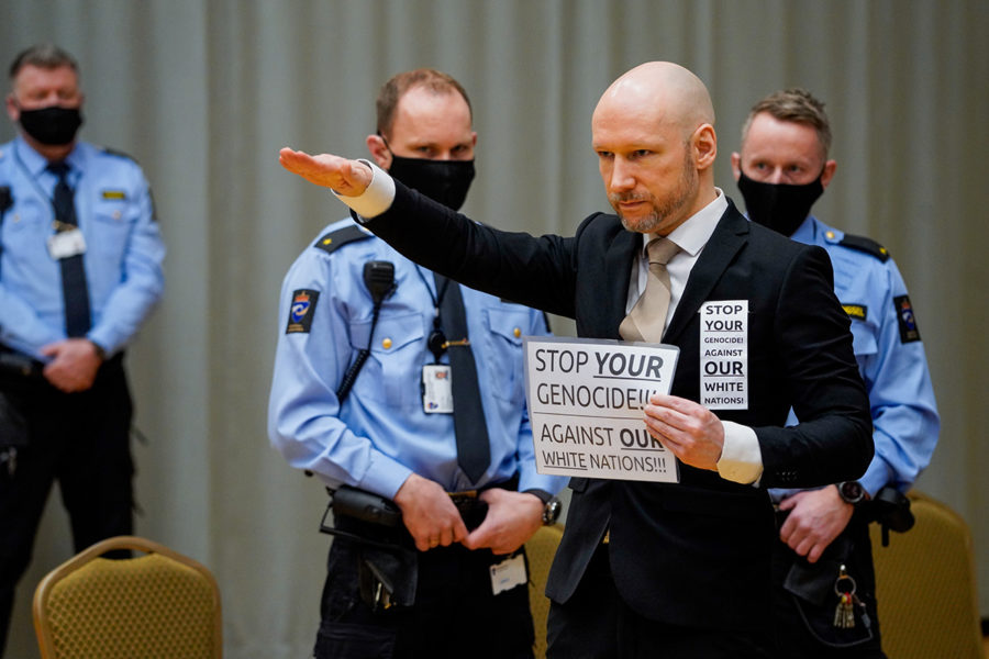 WidhAnders's tweet photo. @moderaterna ”Jag delar Breiviks åsikter och tycker att offren från Utöya får skylla sig själva”. Erik Hellsborn SD Varberg.
Erik Hellsborn  (SD) Tjänstgörande riksdagsledamot sedan 2022. 
Breivik dödade 69 ungdomar från Norska Socialdemokratiska ungdomsförbundet, https://t.co/cpVP3w4kRH