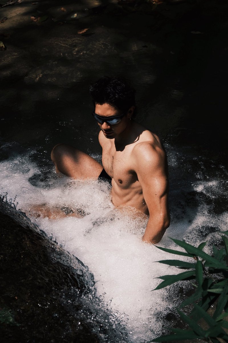 Jacklee_IX's tweet photo. 🏊 https://t.co/uahG35Atvb