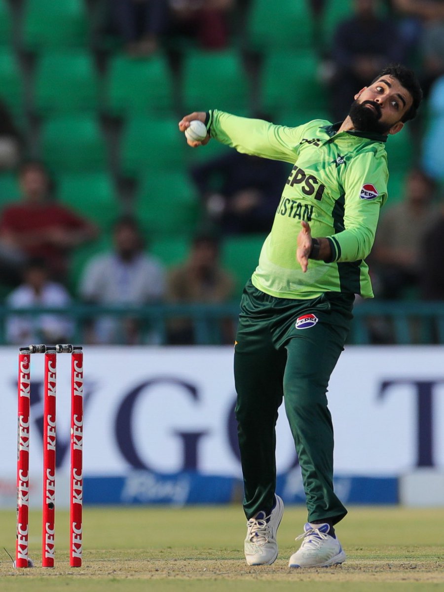Shadab Khan tweet media