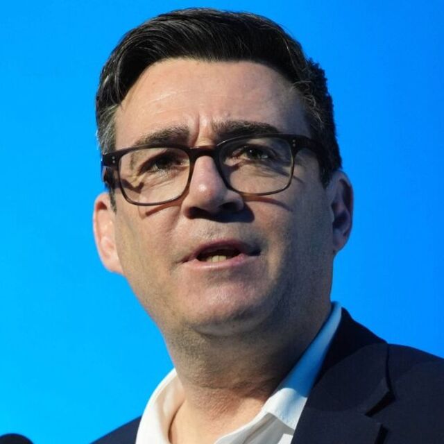 Old__Bowler's tweet photo. The first person who will realise how wrong Labour and Starmer have got the Novac travesty, will be this smug..... https://t.co/MDRGQ9MjBx