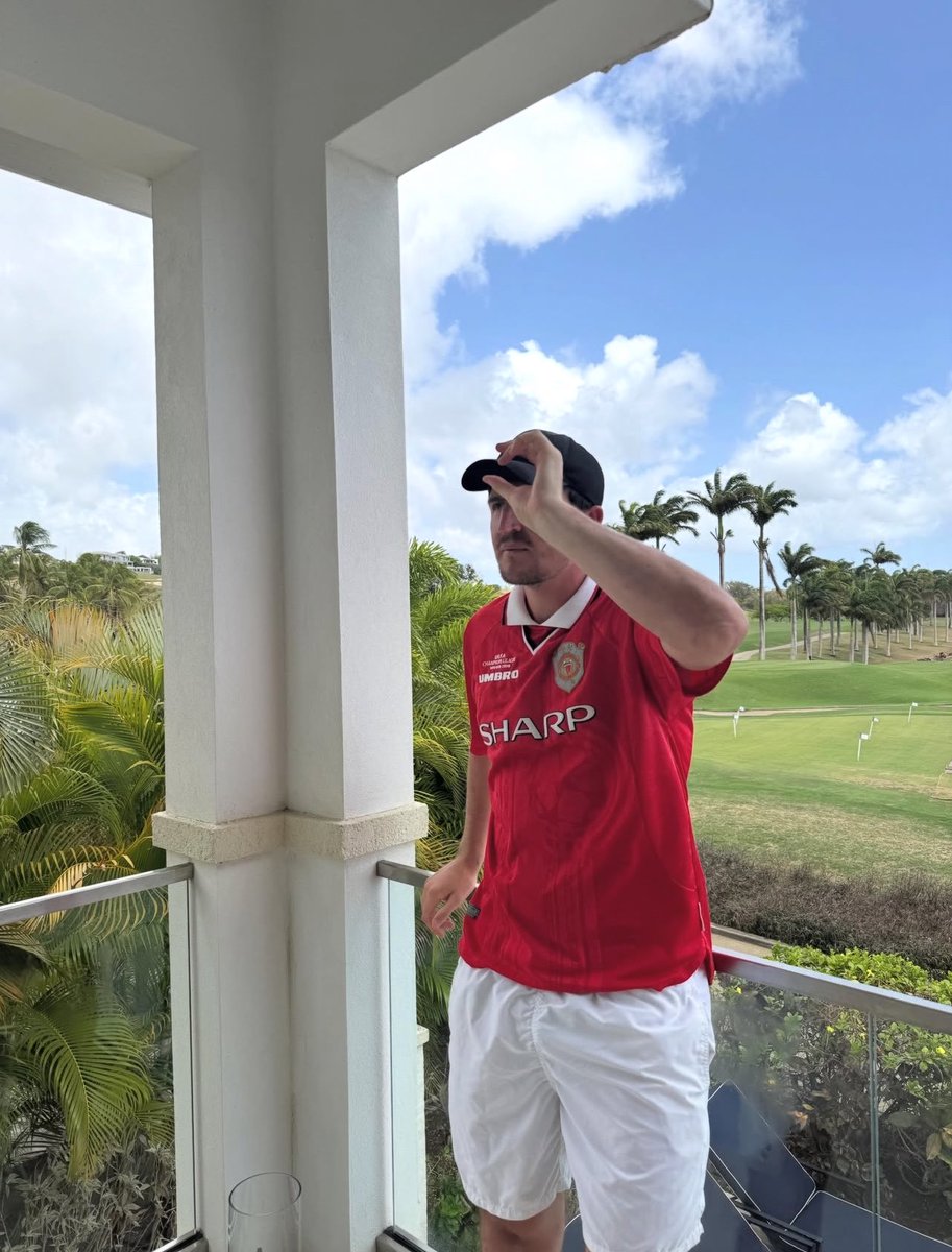 ZaidBalll's tweet photo. 🚨📸 - Harry Maguire on IG.

“Barbados you were beautiful 🇧🇧😍” https://t.co/yZcAkTekk0