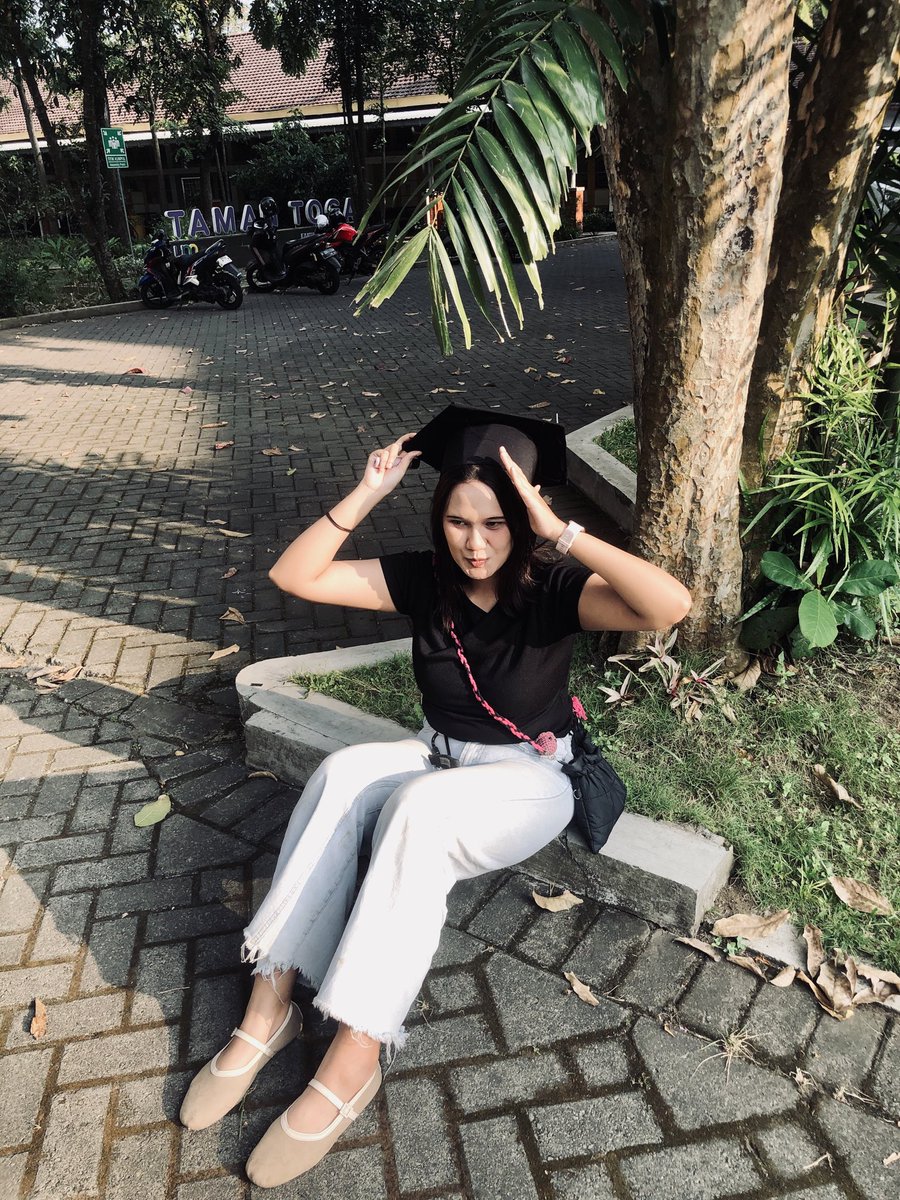 linskud's tweet photo. mau wisuda lagiii
p? S2📞 https://t.co/t3WOnlZP9D