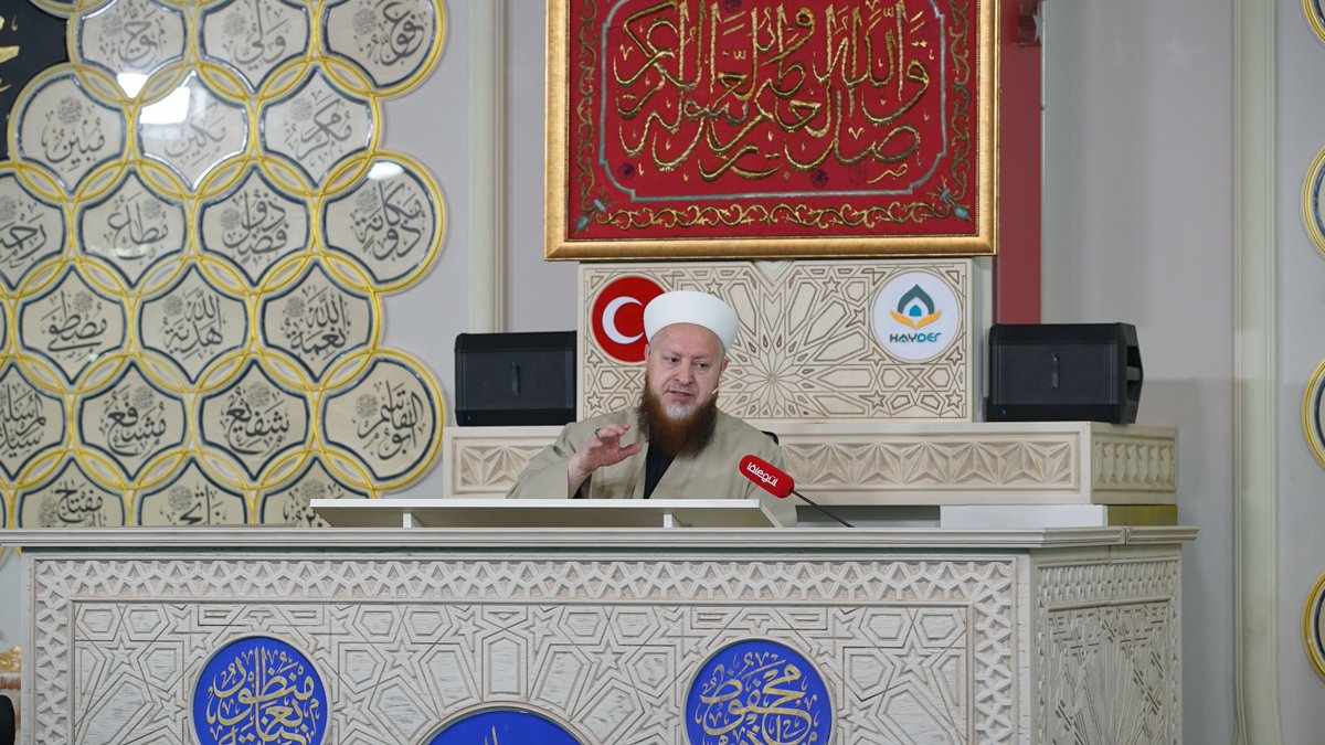 ahmetyesevider's tweet photo. 🎙️ Mustafa Özşimşekler Hocaefendi ile Cuma Sohbeti, HAYDER Kültür Merkezi'nde devam ediyor.

📺 Lâlegül TV, Lâlegül FM ve Mustafa Özşimşekler Hocaefendi'nin YouTube kanalından canlı takip edebilirsiniz. 

#mustafaözşimşekler #hayırlıcumalar https://t.co/Rjy1tJuMDw