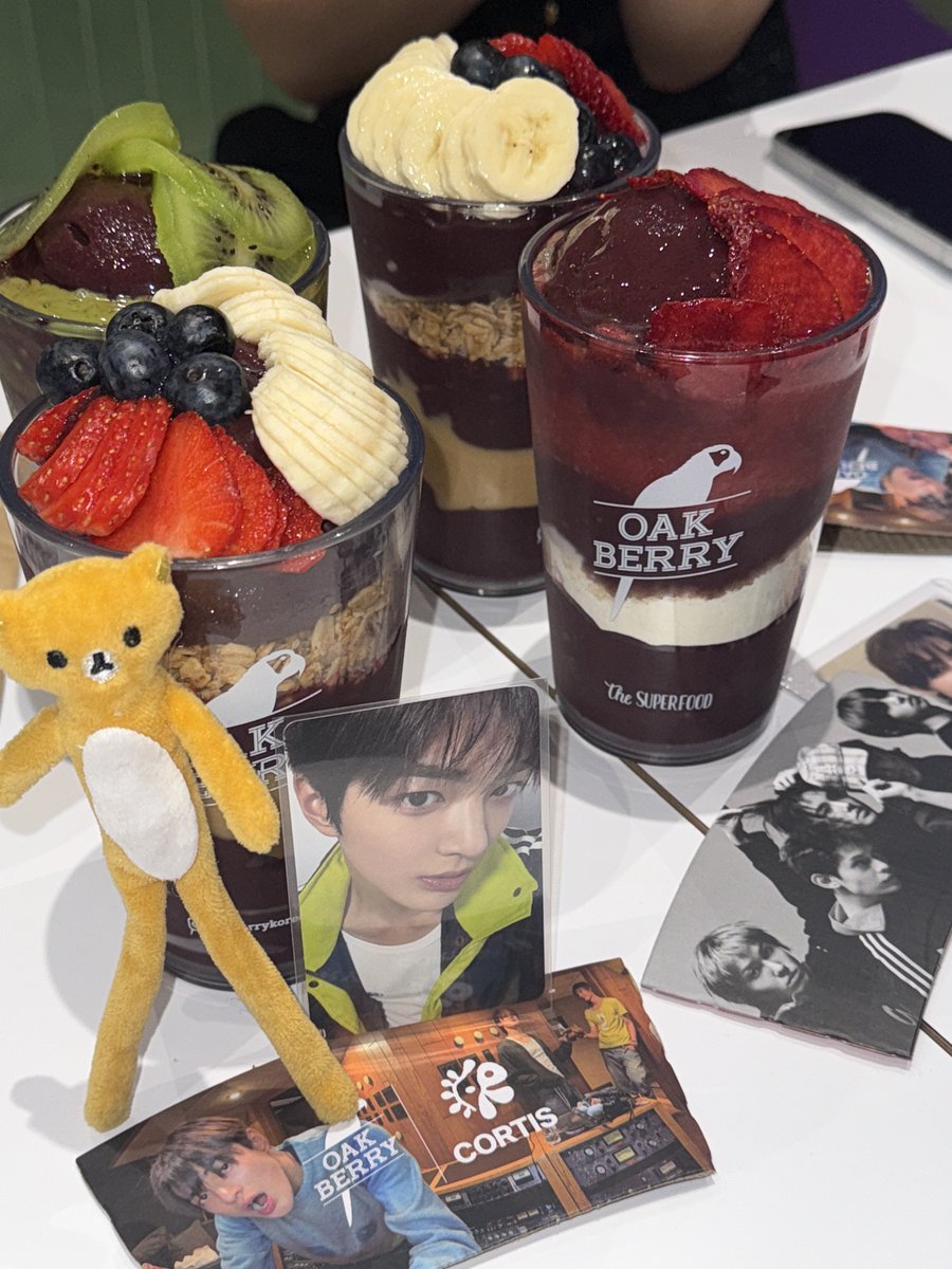 abxutd's tweet photo. 서프라이즈 ㅇㅋㅋ 야르됨 ~ ♡ https://t.co/aGiJmhkuMY