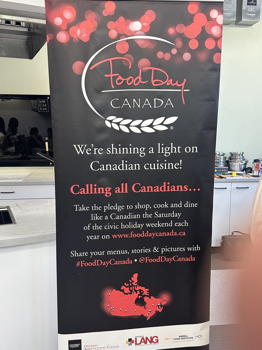 SenatorRobBlack's tweet photo. Late last week I joined Jeff Stewart, Christine Couvelier & Lisa MacDonald from @FoodDayCanada at the @uofg for the 2026 Good Food Innovation Awards. These awards recognize culinary leadership rooted in Canadian ingredients, regional identity, and the belief that food builds community. Ten recipients from across Canada were recognized for helping to shape Canada’s food future. Congratulations to all the award winners and thank you for ensuring that #AgricultureMatters in Canada!