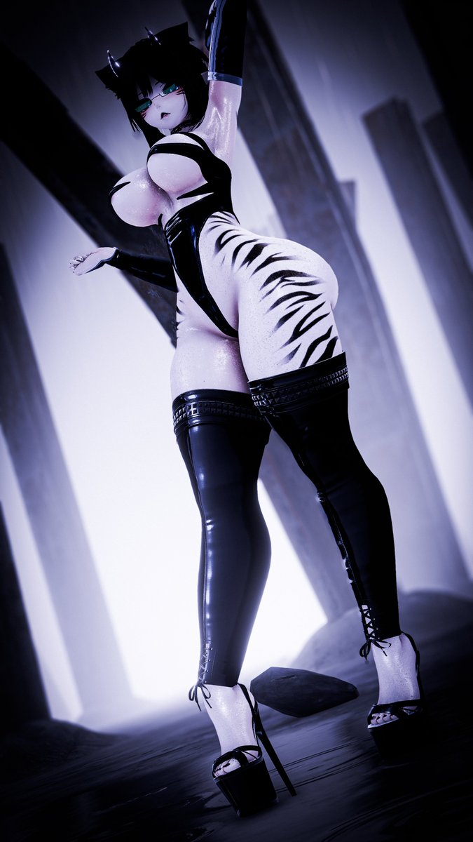 DoctorZoidVRC's tweet photo. ~Wrapped in lace and leather~ 💙💜💙💜 https://t.co/yDCfKc2sko