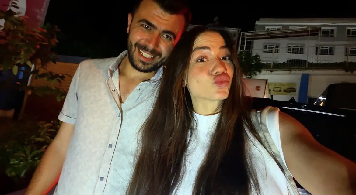 bestofozdemir's tweet photo. 🆕 | Demet Özdemir, Eşref Rüya kamera arkasından. https://t.co/xFdd9IfaKm