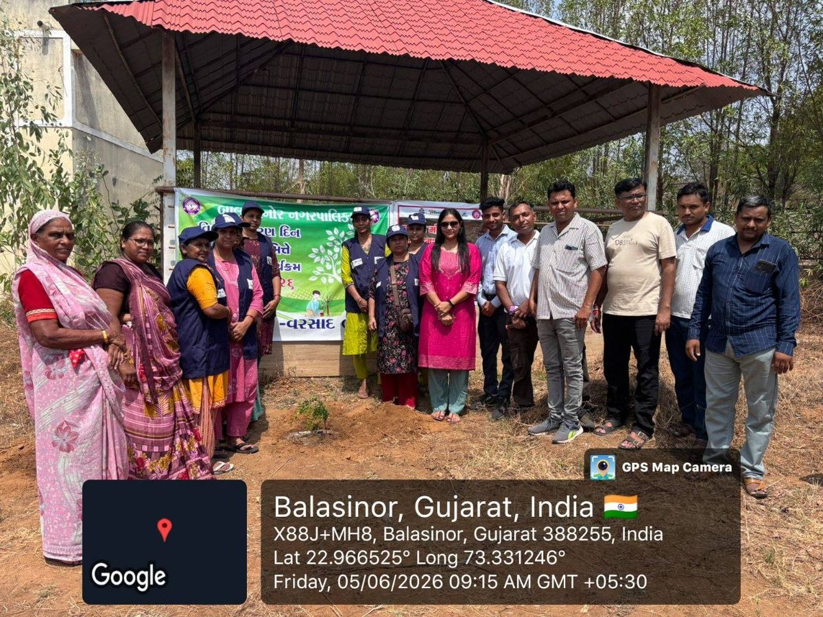 BalasinorNP's tweet photo. બાલાસિનોર નગરપાલિકા (Balasinor Nagarpalika) ની ટીમ દ્વારા વિશ્વ પર્યાવરણ દિવસ (World Environment Day) ની ઉજવણીના ભાગરૂપે પ્લાસ્ટિક મુક્ત ગુજરાત (Plastic-free Gujarat) ના સંકલ્પ સાથે વૃક્ષારોપણ કરવામાં આવ્યું તથા કચરાના વર્ગીકરણ અને સફાઈની ઉત્કૃષ્ટ કામગીરી કરવામાં આવી. https://t.co/AgZXaK7Zyi