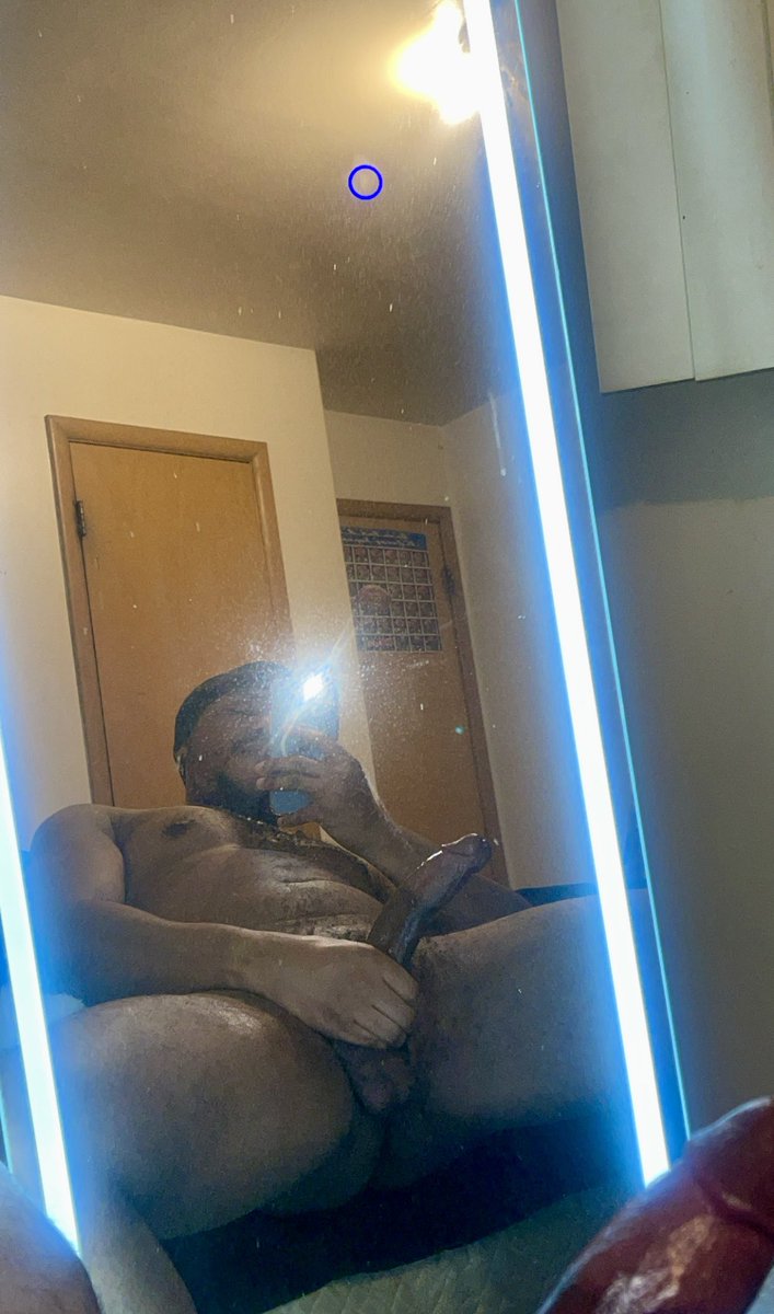 DeepStrokee's tweet photo. Come sit on Daddy’s dick 😮‍💨 https://t.co/uWXn8xqLAS